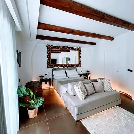 Liborio Homes アパート *