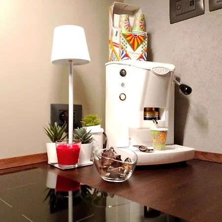 Liborio Homes アパート カターニア