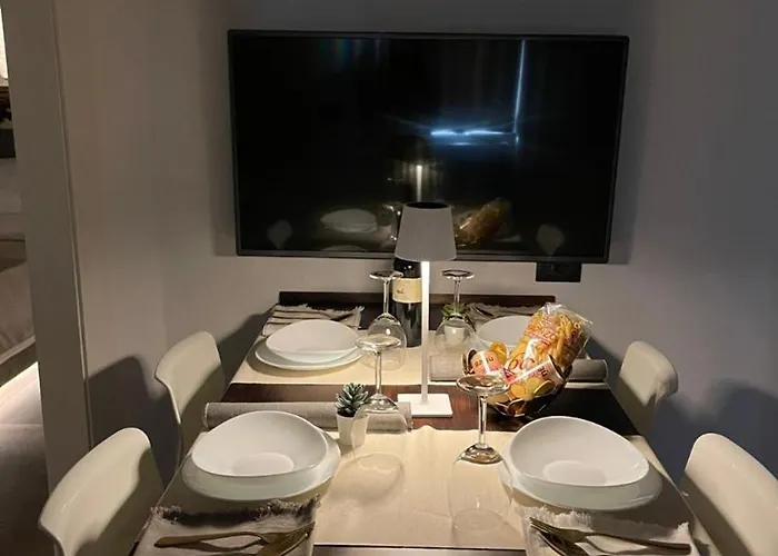 Liborio Homes * Katánie